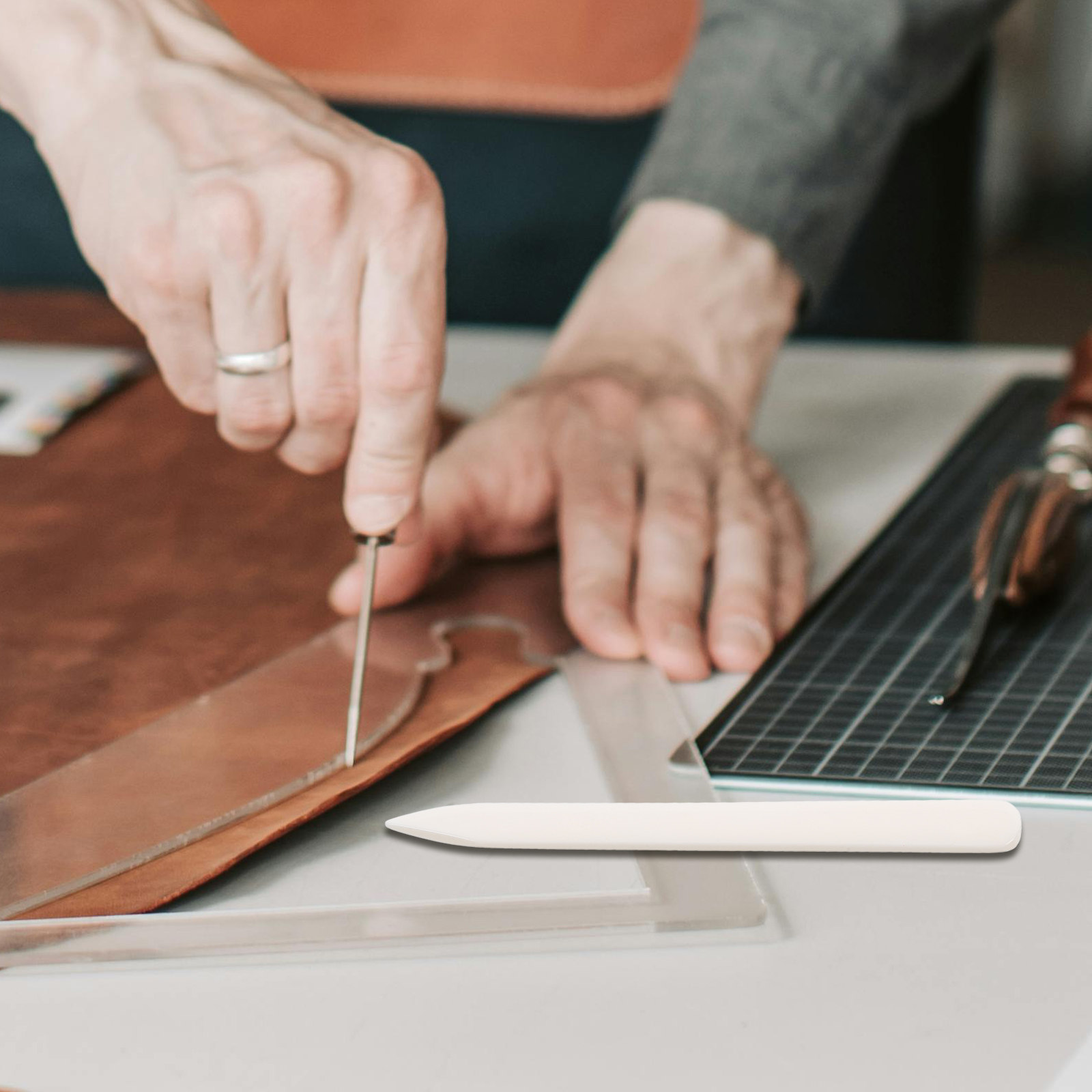 Kuhknochen-Formwerkzeug, zuver – Bone Folder Tool Bewertung und Preis